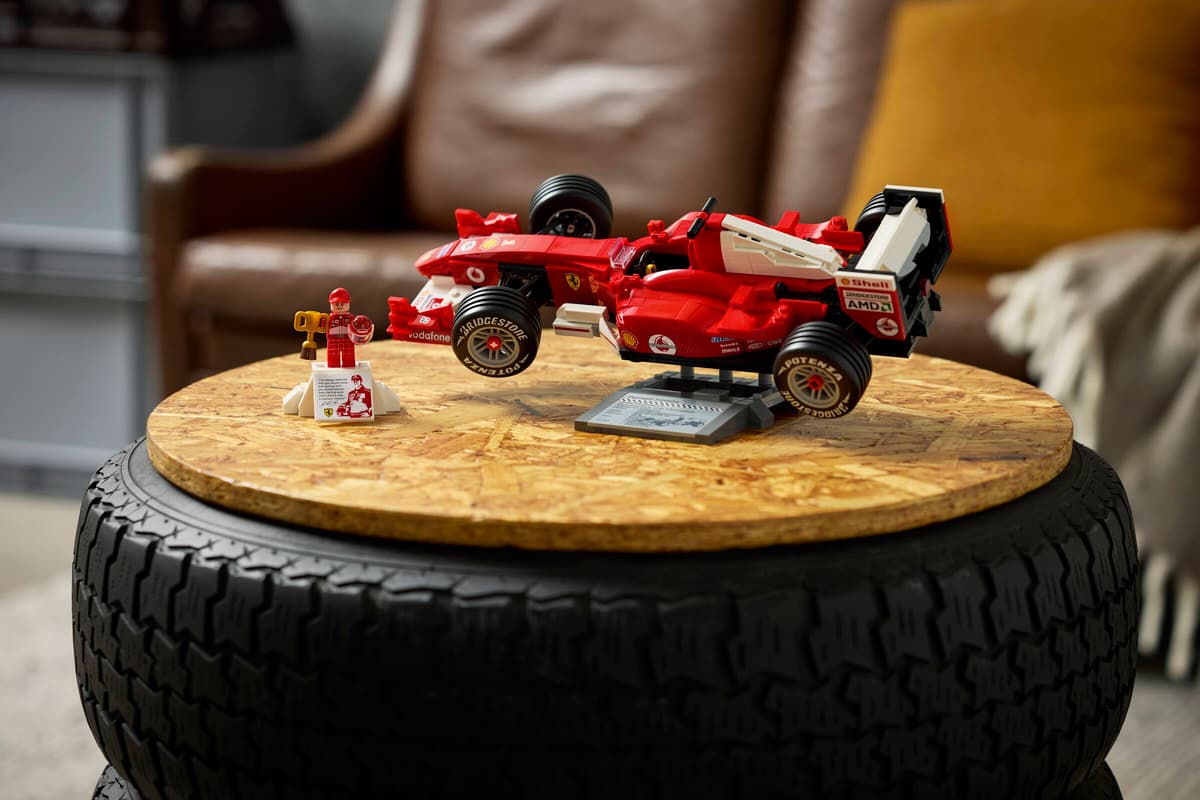 Lego Icons Ferrari F2004 & Michael Schumacher 11375