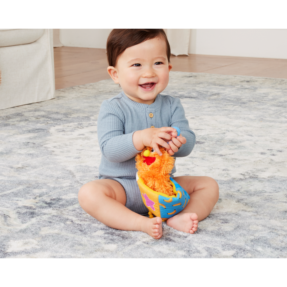 Melissa & Doug Ms. Rachel Herbie Sensory Take-Along Toy (6072307)
