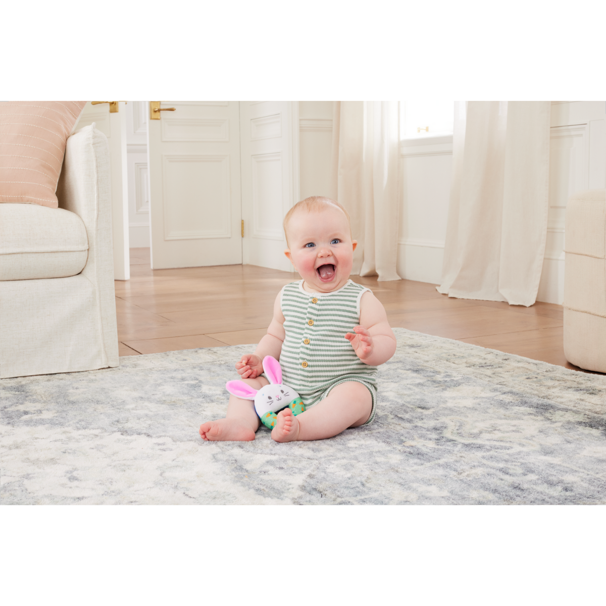 Melissa & Doug Ms. Rachel Hop Little Bunnies Soft Rattle (6072309)