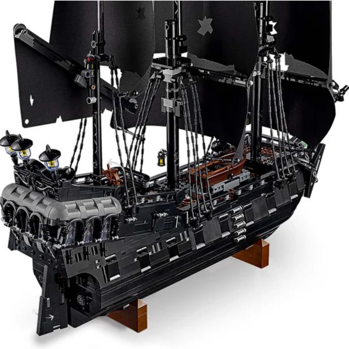 Lego Icons Captain Jack Sparrow's Pirate Ship (10365)
