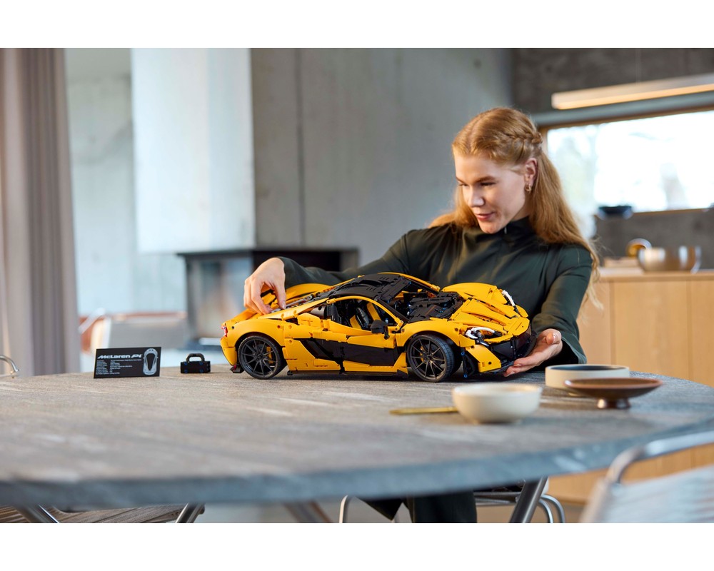 Lego 42172 McLaren P1