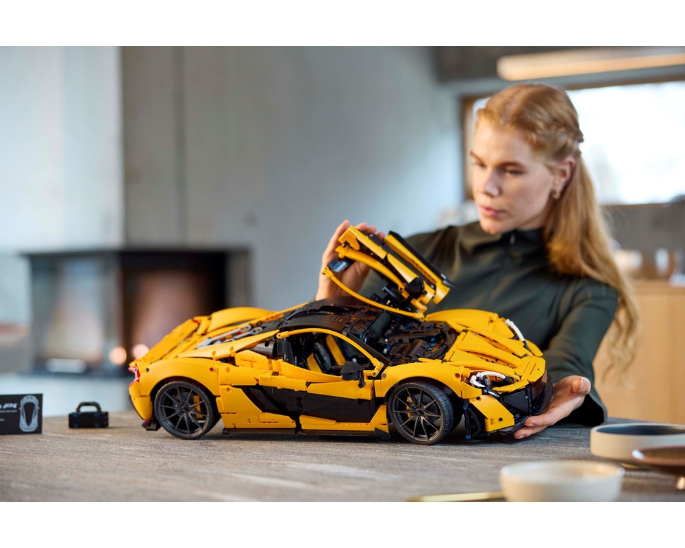 Lego 42172 McLaren P1