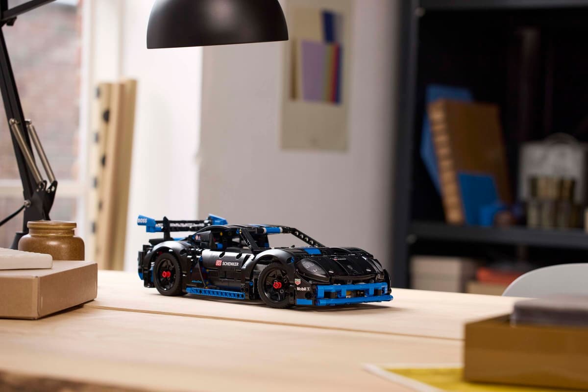 Lego 42176 Porsche GT4 e-Performance