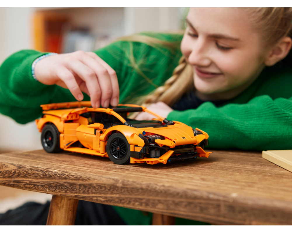 Lego 42196 Lamborghini Huracán Tecnica Orange