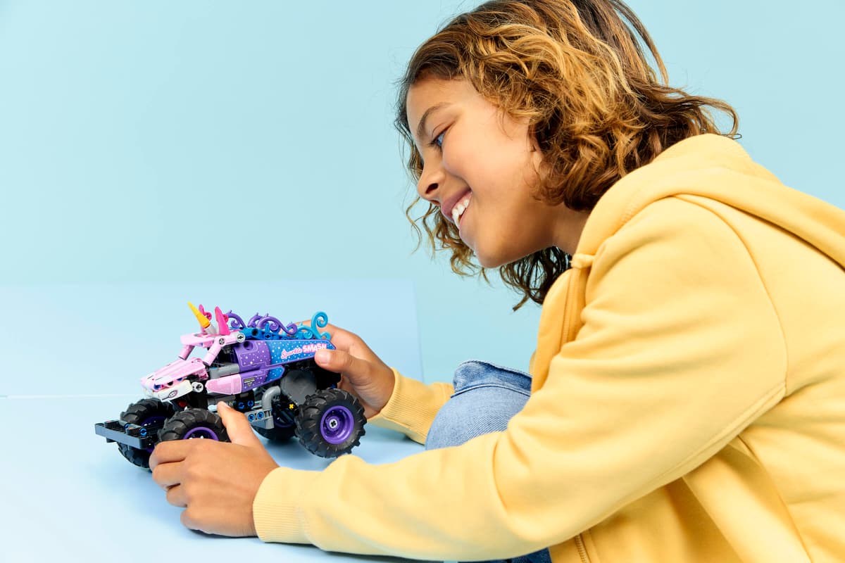 Lego Technic Monster Jam™ Sparkle Smash™ Pull-Back 42220
