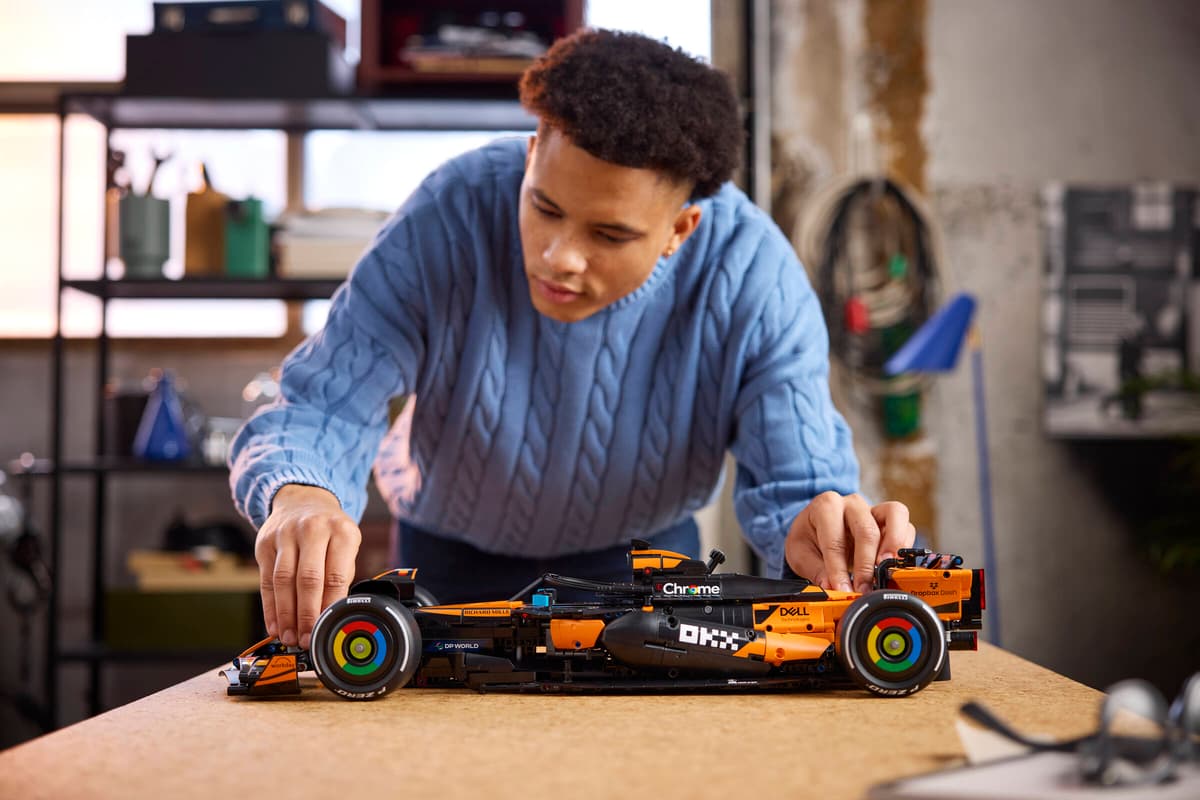 Lego Technic McLaren MCL39 F1® Car 42228