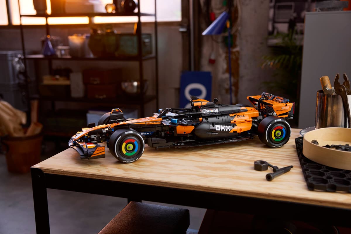 Lego Technic McLaren MCL39 F1® Car 42228