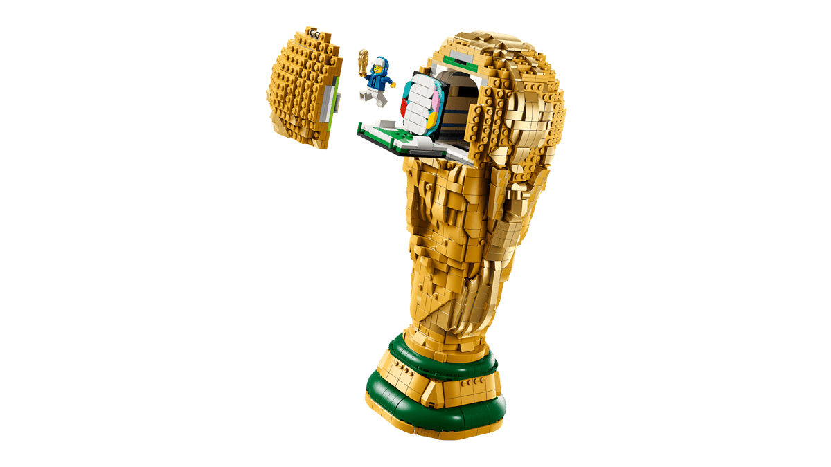 Lego Editions FIFA World Cup™ Official Trophy 43020