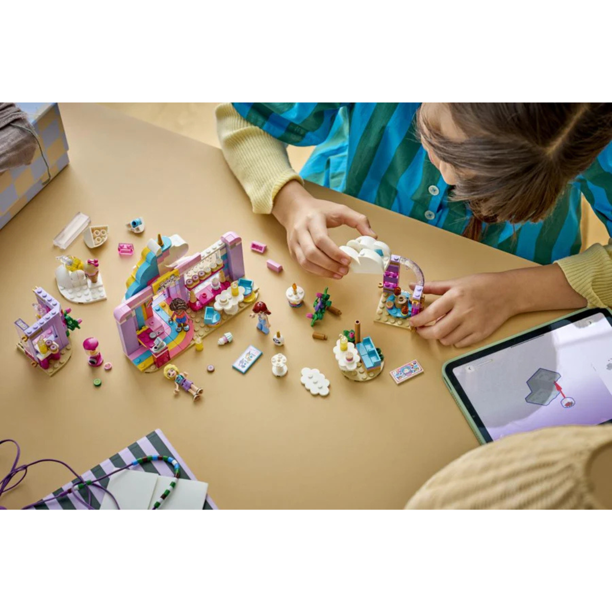 Lego Friends Unicorn Dream Café (42684)