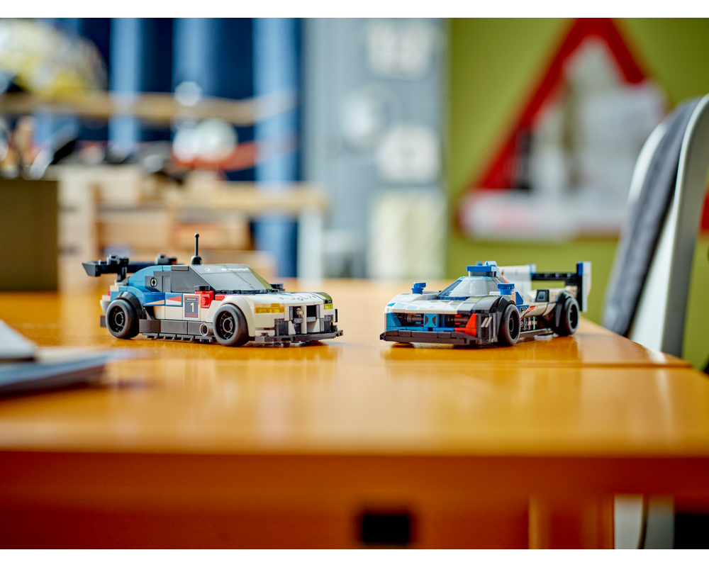 Lego 76922 BMW M4 GT3 & BMW M Hybrid V8 Race Cars