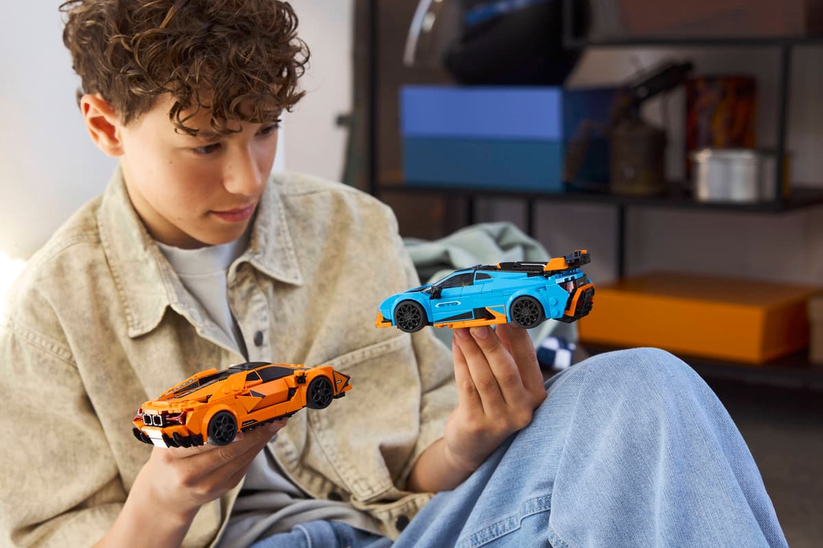 Lego 77238 Lamborghini Revuelto & Huracán STO