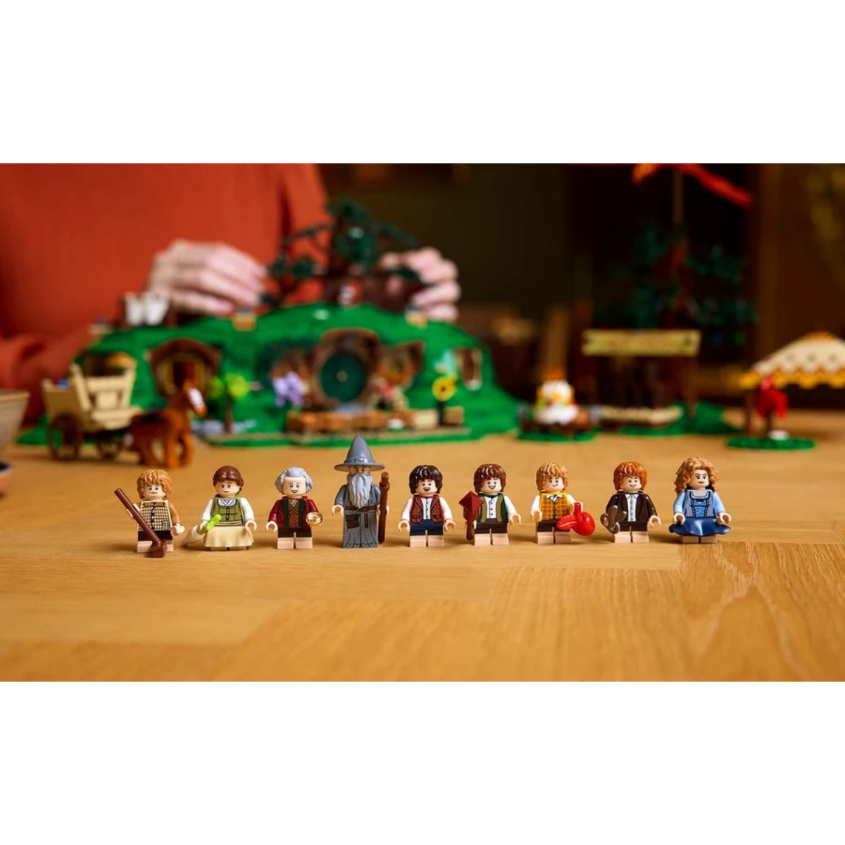 Lego Icons The Lord of the Rings: The Shire (10354)