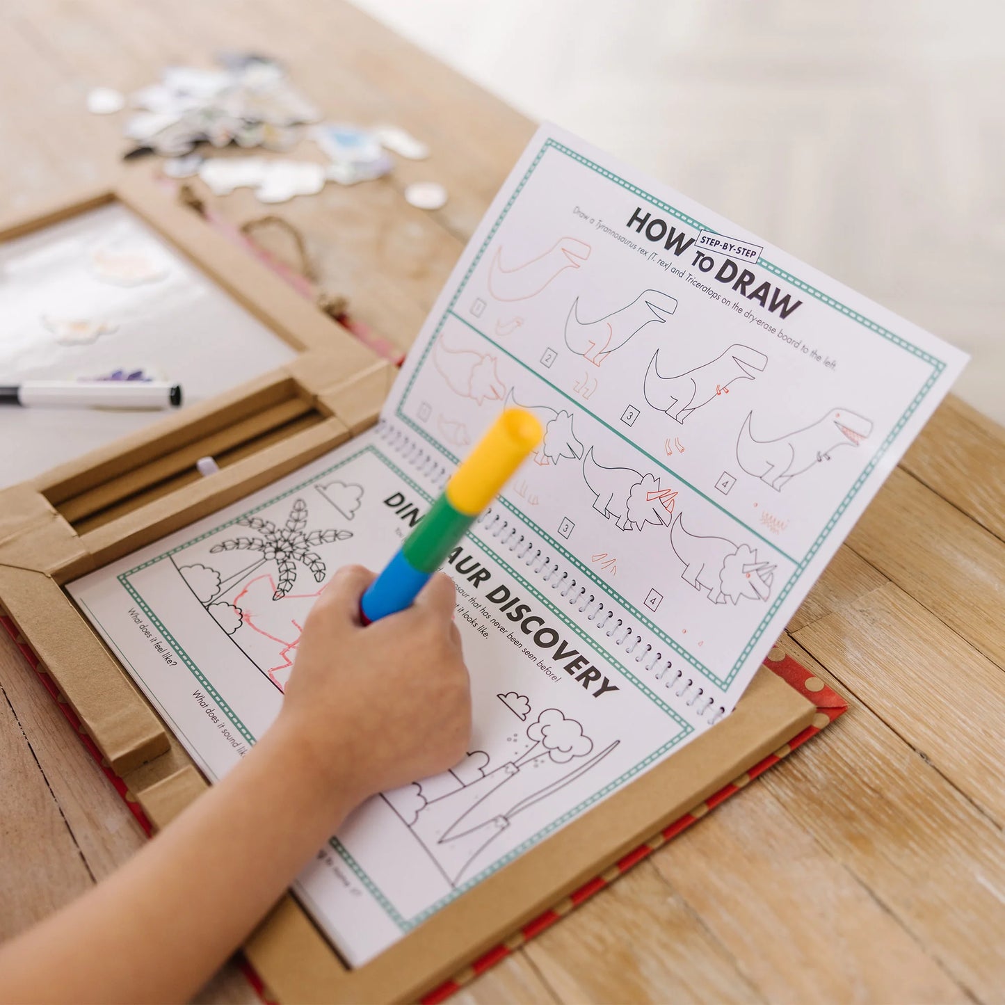 Melissa & Doug Play, Draw, Create Reusable Drawing & Magnet Kit – Dinosaurs